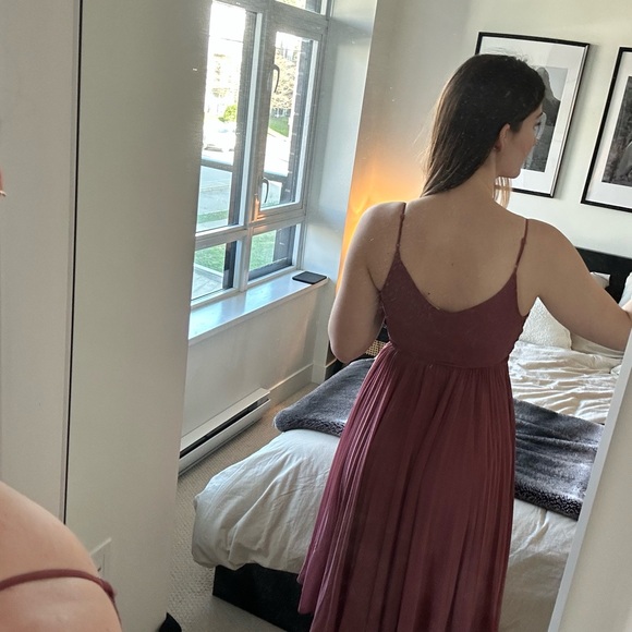 Wilfred Dusty Rose Wrap-Style Pleated Midi Dress - Picture 2 of 2